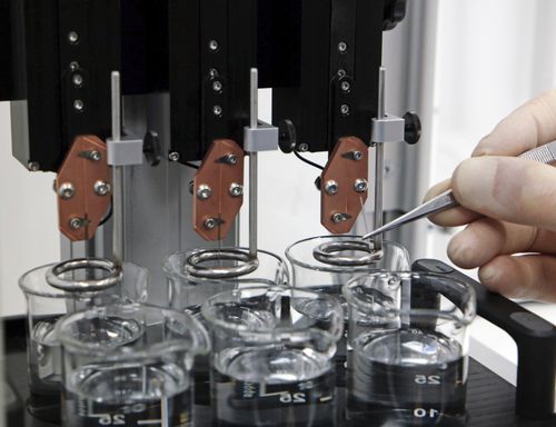 Machine de gravure PCB automatique - SmarAct GmbH