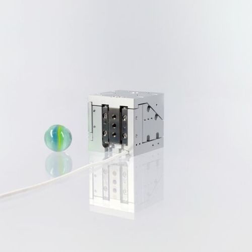 Platine haute charge - CHS-3232-1D-5 - SmarAct GmbH - verticale / en boucle fermée / compacte