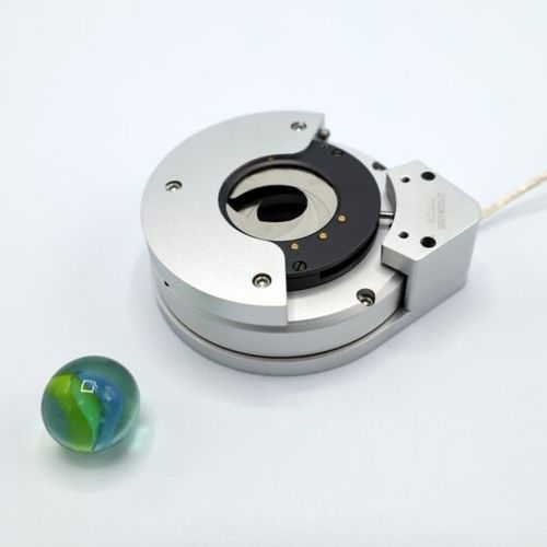 Diaphragme à iris motorisé - SID-5714-ID-25 - SmarAct GmbH - en aluminium / en titane