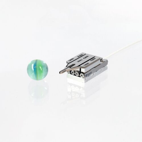 Micro-pince de préhension électrique - SGQ-17 - SmarAct GmbH - parallèle / à 2 mâchoires / magnétique