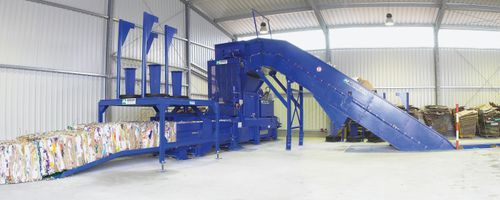 Presse à balles horizontale - AVERMANN Maschinenfabrik GmbH & Co. KG - à chargement par le haut / à canal / pour carton
