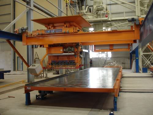 Palette en métal - AVERMANN Maschinenfabrik GmbH & Co. KG - Euro / pour blocs en béton