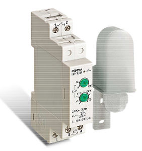 Interrupteur crépusculaire sur rail DIN - 1|C 7053N - PERRY ELECTRIC