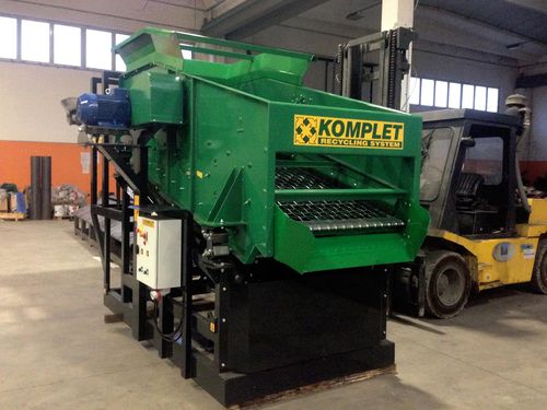 Machine de criblage pour l'alimentation de concasseurs - GV series - Komplet Italia srl - vibrant / pour produits en vrac