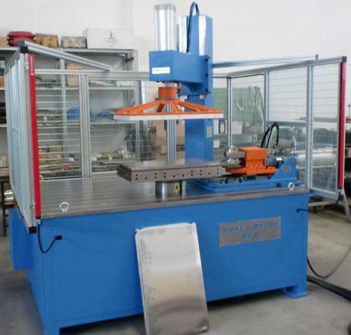 Machine de bordage automatique - SMM-1000 - Sheet Metal Men s.r.l. - motorisée / hydraulique / pour tôle