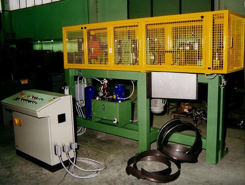 Ligne de profilage pour anneaux en acier - Sheet Metal Men s.r.l. - poinçonnage / de pliage