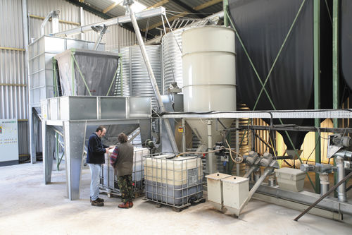 Silo à fond conique - SILOTEC - soudé / pour poudre / pour haricots