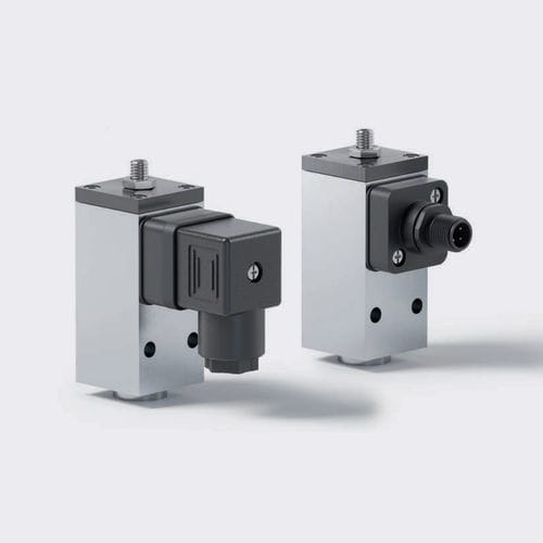 Pressostat à piston - 602 - Layher AG - connecteur M12 / à bride / G 1/4