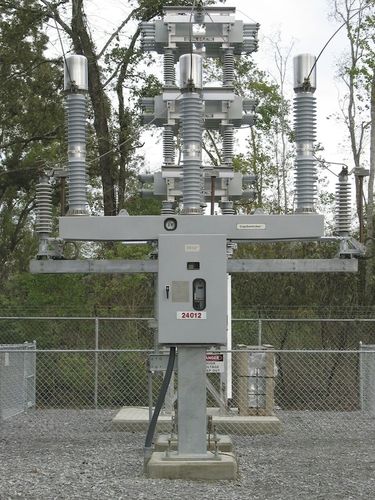 Interrupteur-sectionneur haute tension - 600 - 630 A, max. 170 kV | CapSwitcher® - Southern States LLC - pour batterie de condensateurs / d'extérieur