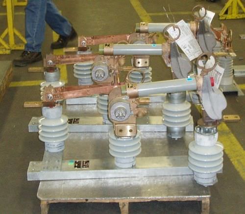 Interrupteur-sectionneur fusible - Southern States LLC - moyenne tension / d'extérieur