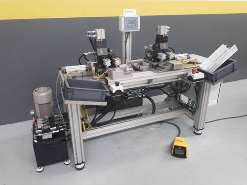 Encocheuse hydraulique - SRM - Dinamica - Engenharia