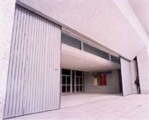 Porte sectionnelle - CL/CP series - ALFATECO MADRID S.A. - coulissante / pliante / en métal