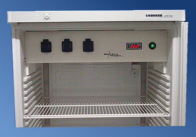 Incubateur de laboratoire - 180 L - Altmann Analytik Gmbh & Co. KG - à convection naturelle / réfrigéré