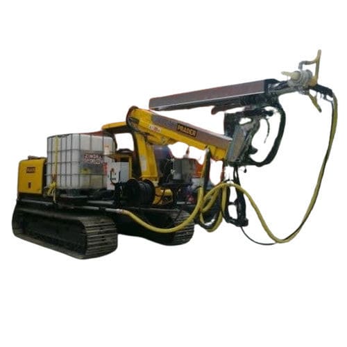 Machine à projeter béton - OSM 9600 RAPIDO - Ocmer co s.r.l. - sur bras articulé