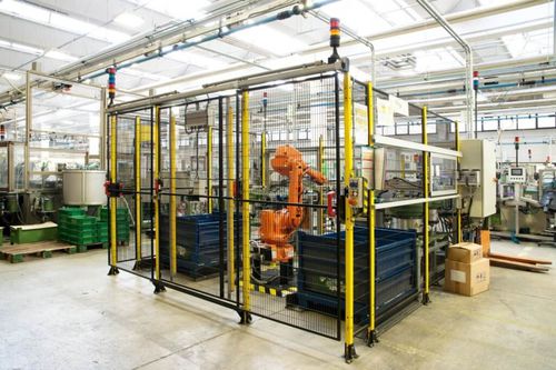 Capot de protection pour ligne robotisée - Satech Safety Technology spa - machine universel