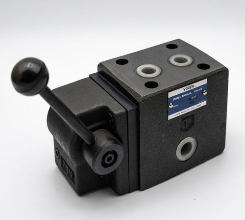 Distributeur hydraulique à tiroir - DMT-06 series  - YUKEN Europe Ltd. - avec actionnement manuel