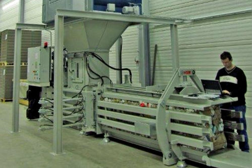 Presse à balles pour carton - NESTRO Lufttechnik GmbH - pour papier / pour déchets / horizontale