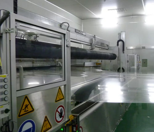 Ligne d'extrusion avec unité d'impression en ligne - Brückner Maschinenbau - de film à plat / pour thermoplastiques
