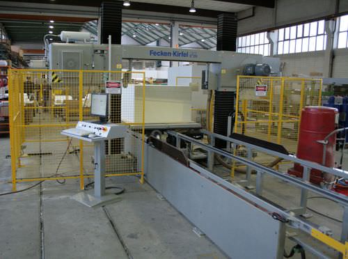 Scie à ruban - H 23 - Fecken-Kirfel GmbH & Co. KG, Maschinenfabrik - horizontale / pour plastique / automatique