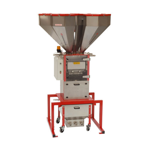 Doseur-mélangeur gravimétrique - FGB 10 - Ferlin Plastics Automation - de granulés / pour granulés plastiques / pour l'industrie de la plasturgie