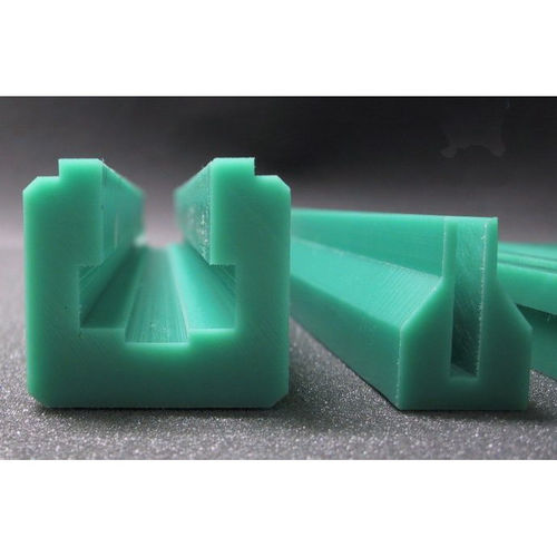 Guide-chaîne en polyéthylène - ISO-TECH Kunststoff GmbH