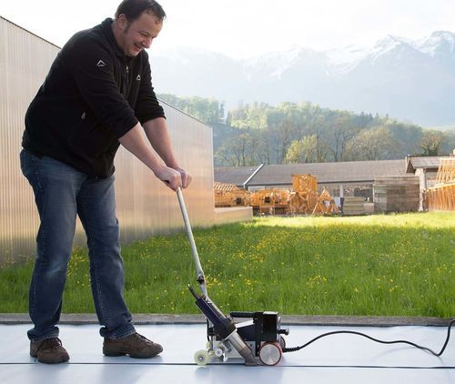 Machine de soudage à air chaud - roofer RW3400 - HSK Kunststoff Schweißtechnik GmbH - automatique / à roulettes / pour toiture