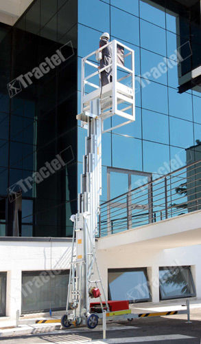Nacelle à mât vertical mobile - Alulift™ - TRACTEL - électrohydraulique / pour usage extérieur