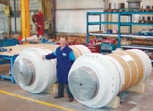 Vérin hydraulique - DOUCE HYDRO - double effet / de grande dimension