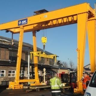 Portique sur rail - ADC - pour applications marines / pour chantier de préfabriqués / de déchargement de navire