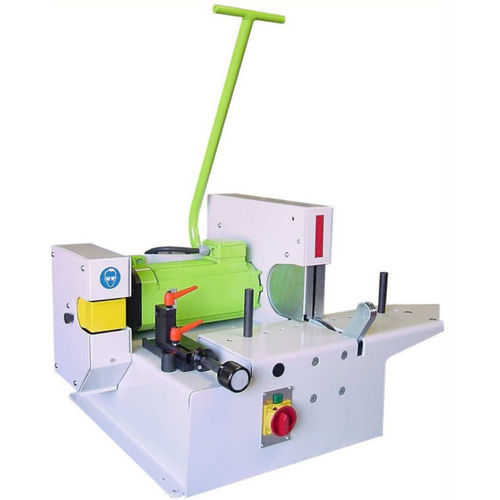 Machine de coupe pour caoutchouc - TD6 - CLAVEL - de tuyau flexible / à commande manuelle / dénudage