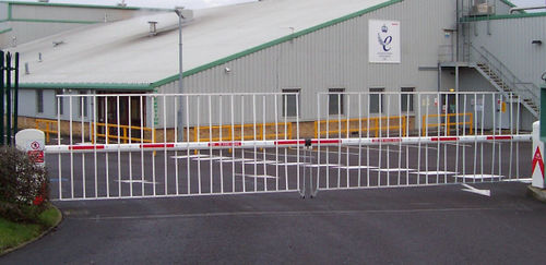 Barrière de parking - FB - FRONTIER PITTS FRANCE - de sécurité / levante / en aluminium