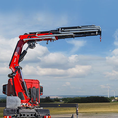 Grue montée sur camion - F515RA e-dynamic series - Fassi gru S.p.A - à flèche articulée / pour chantier / de levage