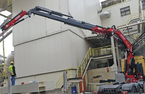 Grue montée sur camion - F545RA xe-dynamic - Fassi gru S.p.A - à flèche / de levage / pour applications lourdes