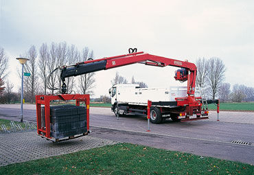 Grue montée sur camion - F240ASXP - Fassi gru S.p.A - à flèche / tout terrain / de levage