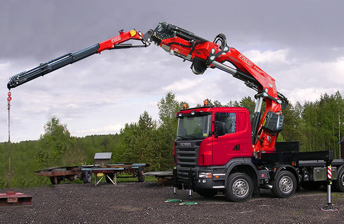 Grue pour applications lourdes - F990RA xhe-dynamic series - Fassi gru S.p.A - montée sur camion / à flèche articulée / télescopique