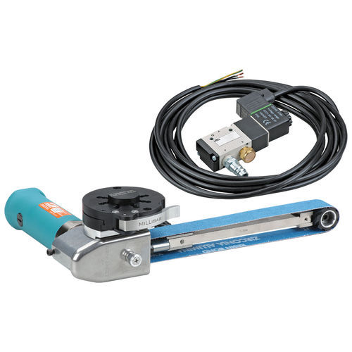 Ponceuse à bande - 15360BK - DYNABRADE Europe - pneumatique / pour opération de finition / à haute efficacité