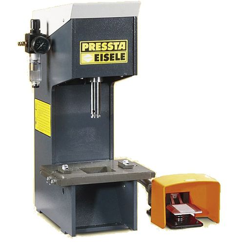 Poinçonneuse semi-automatique - Dyno 6 - Pressta-Eisele GmbH - pneumatique / hydraulique