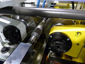 Machine de roulage de filets - Seny S.A. - CNC