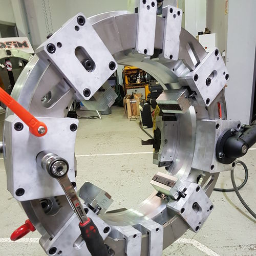 Machine à tronçonner et à chanfreiner orbitale - COFIM SYSTEM