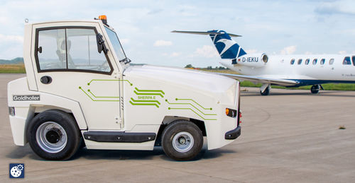Tracteur d'avions - »SHERPA« E - Goldhofer - électrique / à 4 roues / à conducteur porté assis