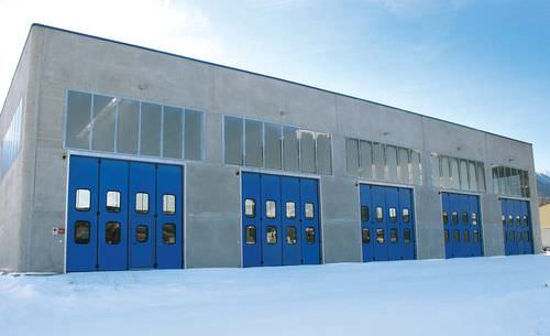 Porte pliante - Apollo - Breda Sistemi Industriali S.p.A. - de hangar / industrielle