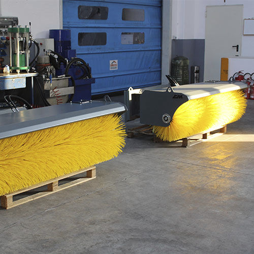balayeuse pour chargeuse compacte - CM Srl