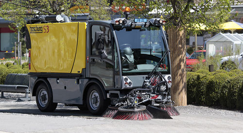 Balayeuse diesel - Compact Sweeper S3  - Boschung Mecatronic AG - de voirie / compacte