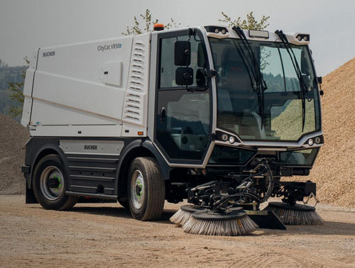 Balayeuse aspiratrice compacte - CityCat VR50e - Bucher Municipal AG - pour véhicule porteur / électrique / de voirie