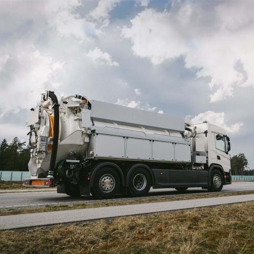 Balayeuse sur camion - FlexLine C100 - Bucher Municipal AG - thermique / d'extérieur / de déchets