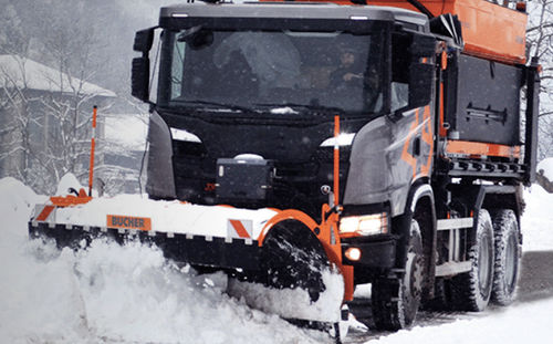 Chasse-neige pour véhicules légers - Polyx - Bucher Municipal AG