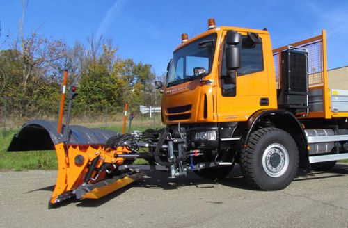 Chasse-neige pour véhicules légers - Irox series - Bucher Municipal AG