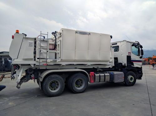 Camion malaxeur pour le béton - Mixspray - Bucher Municipal AG - hydraulique
