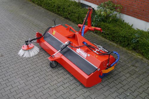 Balayeuse pour chariot élévateur - HDK series - Dücker, Gerhard, GmbH & Co. KG  - pour tracteur / pour chargeuse / hydraulique