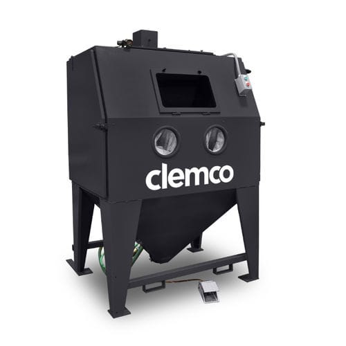 Cabine de sablage humide - CLEMCO INDUSTRIES - manuelle / compacte / pour l'industrie automobile